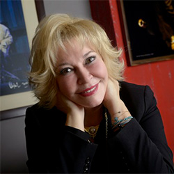 AKM Etkinlik - GÜLSİN ONAY